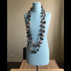 Multicolored Pearl like necklace